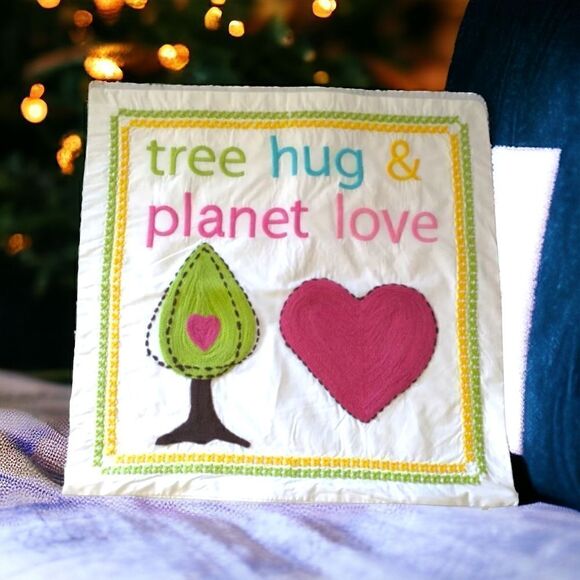 Pottery Barn Teen Pillow Cover Love Hug Planet Tree Embroidered Organic Cotton. - Picture 15 of 16